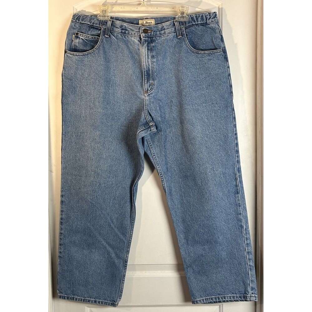 L.L. Bean Comfort Waist Denim Jeans Mens Size 40 x 29 (actual 40 x 28)